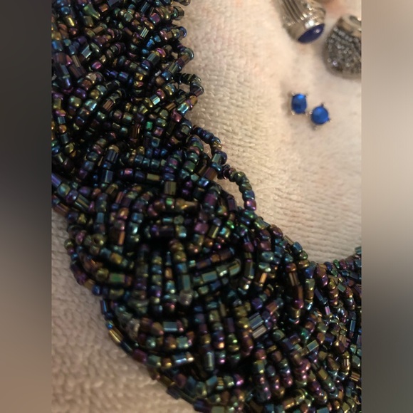 Multicolor Beaded Necklace and Silver Rings Set - Picture 5 of 5